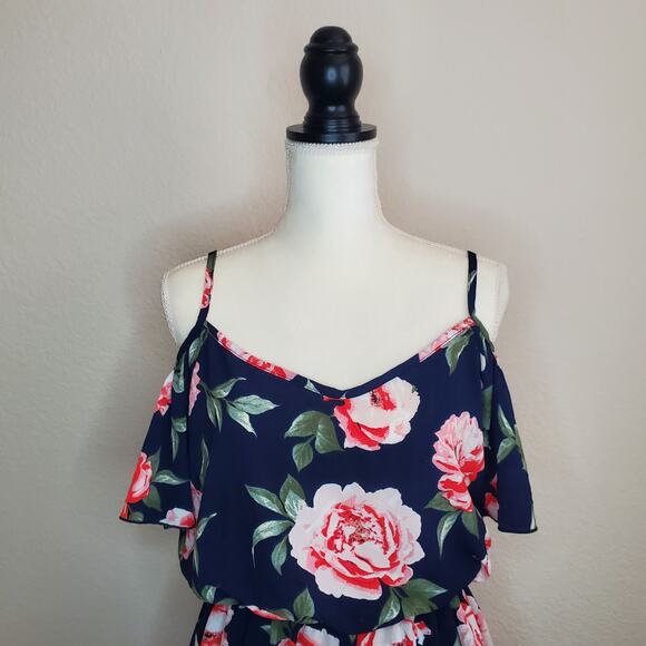 Scobe Blue Floral Romper Medium - Picture 5 of 7